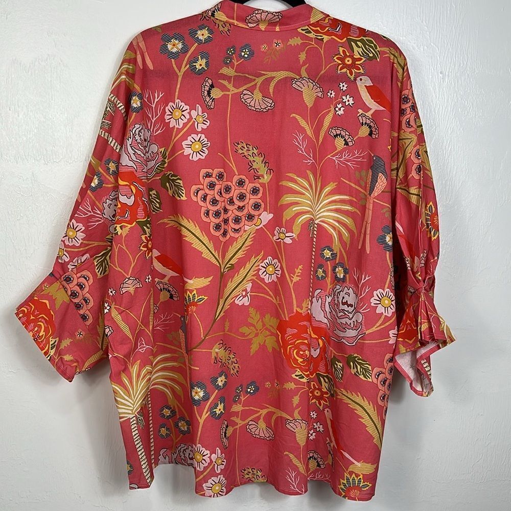 Women's Pink Floral Button-Down Shirt - Picture 4 of 7